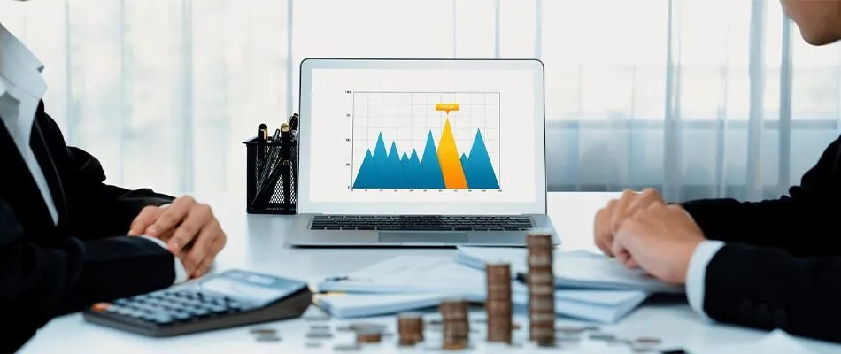 Is Business Analyst a Good Career? Benefits and Future Scope