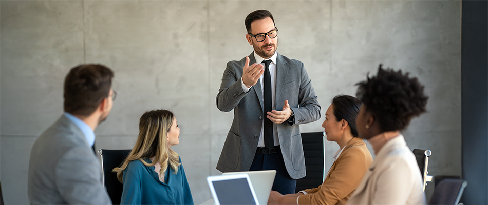 career opportunities in business management